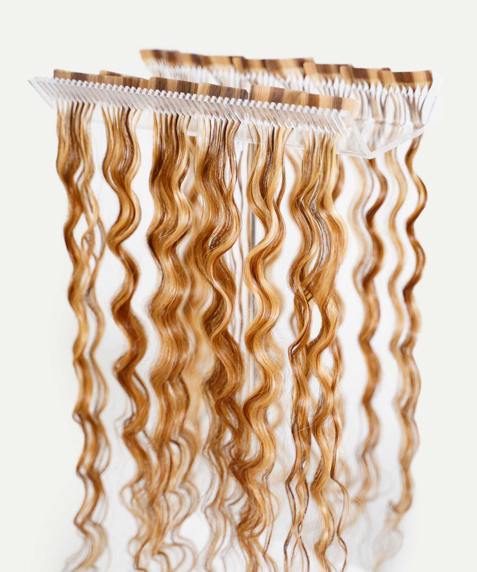 Acrylic Hair Extension Stand - Image 2